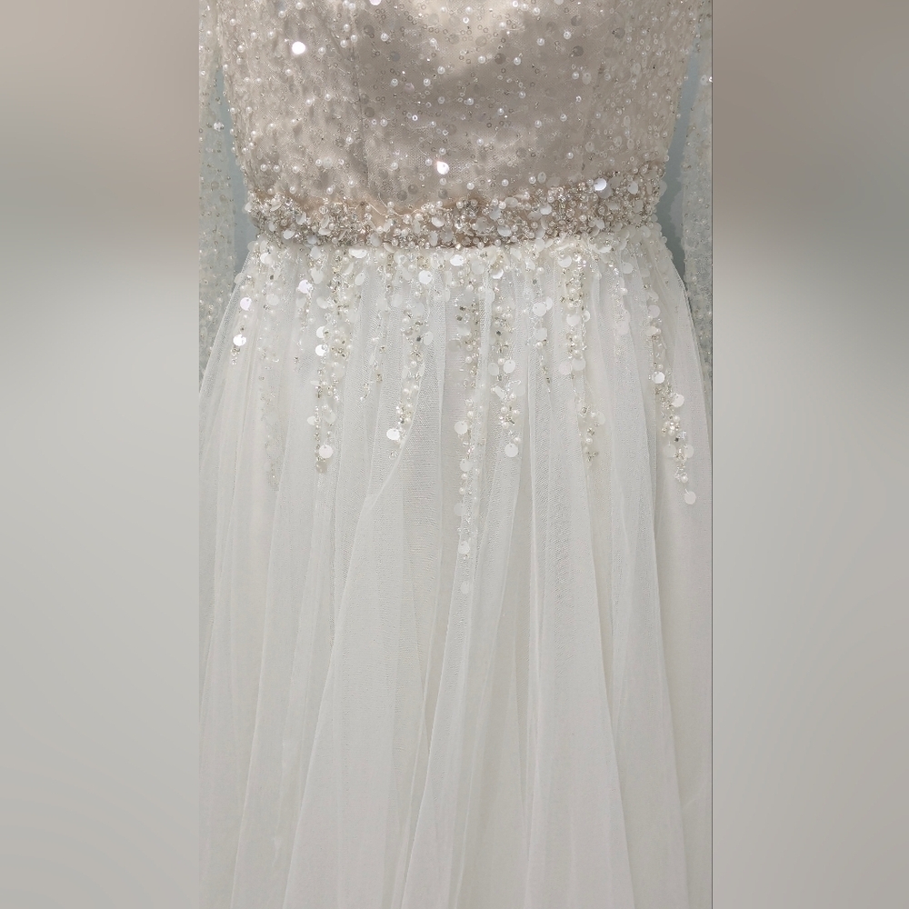 Custom-Made dress with a Stella York skirt - Picture 4 of 12